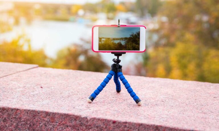 Why Tripod Stand Has Three Legs